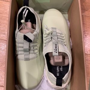 Brand New Go Clove Shoes